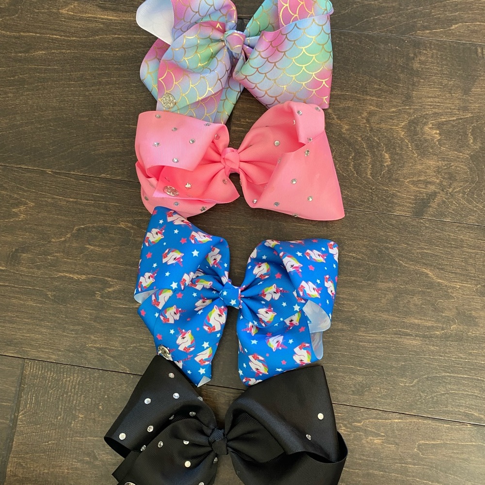 Jojo Bow lot